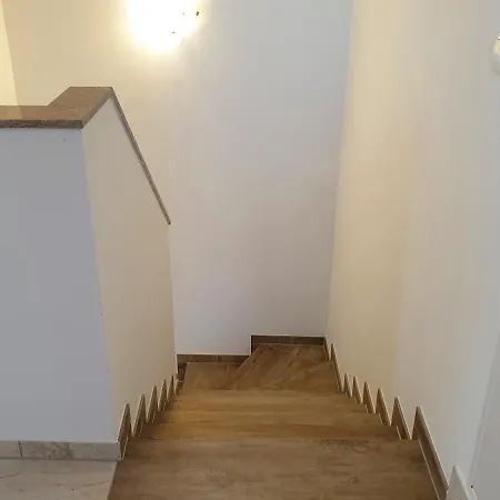 For Families With Children Silo, Krk - 18685 Apartman *