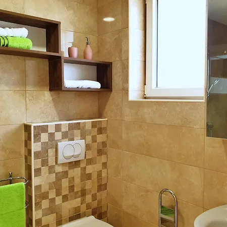 Apartman For Families With Children Silo, Krk - 18685 *
